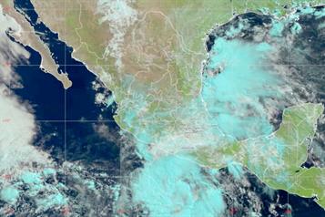 Inician monitoreo por ciclones en Golfo y Caribe mexicano