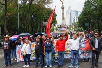 Secci&oacute;n 22 suspende mesa con Segob tras denuncia de represi&oacute;n