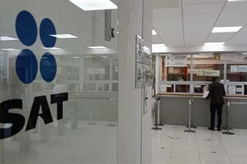 Lleva SAT oficinas m&oacute;viles a 16 estados del pa&iacute;s