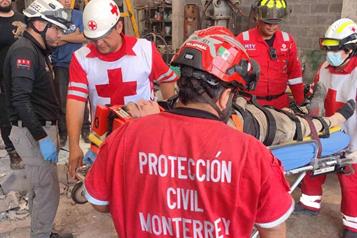 Derrumbe deja cinco lesionados en la Colonia Industrial