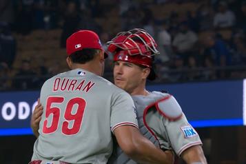 Frenan Filis a Dodgers