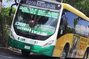 Investigan muerte de hombre dentro de transporte p&uacute;blico