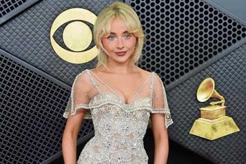Obtiene Sabrina Carpenter orden de alejamiento contra acosador