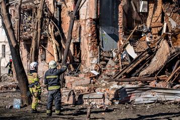 Ataque ruso deja al menos 23 muertos en Ucrania