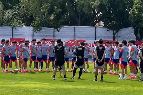 Jap&oacute;n cambia de sede y entrena en la facultad de medicina de la UANL