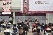 Reprogramar&aacute; Bienestar entrega de tarjetas para estudiantes