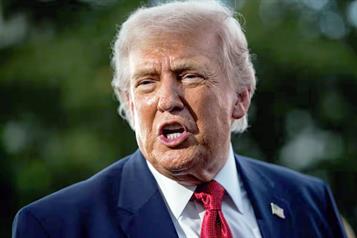 Endurece Trump acceso al sistema financiero para indocumentados