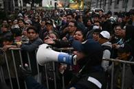 Busca Rodrigo Paz levantar bloqueos con apoyo militar