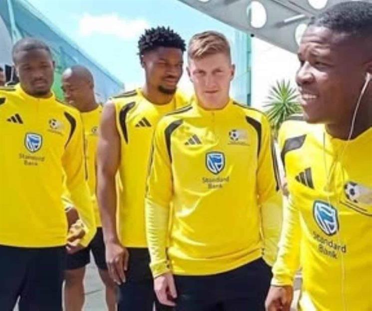 Sud&aacute;frica se relaja en Pachuca