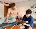 Se tat&uacute;a Sergio Canales el Cerro de la Silla