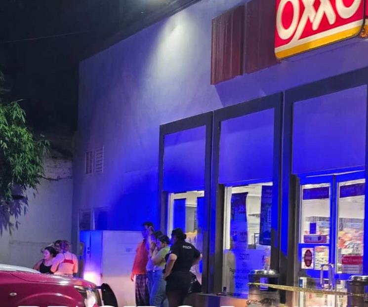 Detienen a pareja por robo