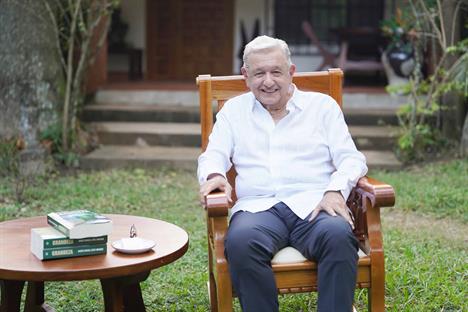 Lo que me llama la atenci&oacute;n es la actitud de Trump: AMLO