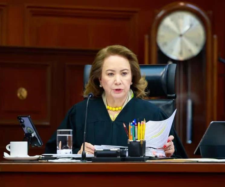 Destaca Yasm&iacute;n Esquivel  capacitaci&oacute;n judicial