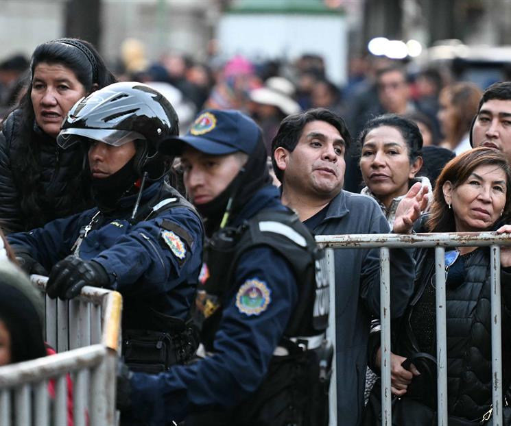 Ofrece EU ayuda de emergencia mientras sigue la crisis en Bolivia