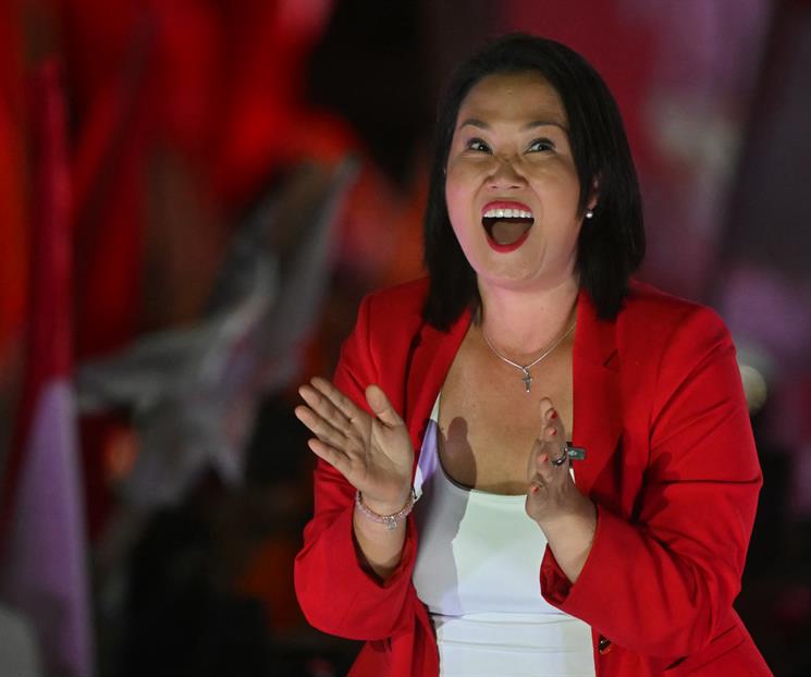 Candidatos cierran campa&ntilde;a presidencial en Per&uacute;