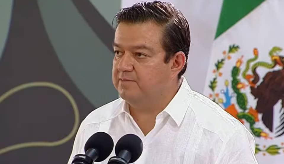 Pemex anuncia inversi&oacute;n de 93 mil mdp para la industria petroqu&iacute;mica