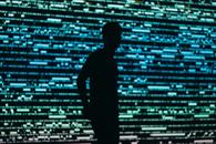 El FBI advierte: China est&aacute; usando LinkedIn para reclutar esp&iacute;as