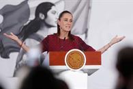 Reconoce Claudia Sheinbaum compromiso de productores de jitomate