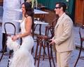 Aterrizan Dua Lipa y Callum Turner en Sicilia para su boda