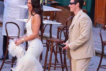 Aterrizan Dua Lipa y Callum Turner en Sicilia para su boda