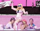 Madonna sorprende con concierto en Times Square