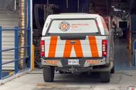 Sufre quemaduras al explotar tambo con &aacute;cido