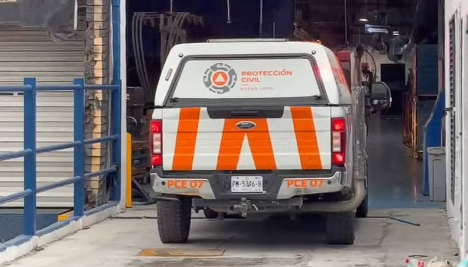 Sufre quemaduras al explotar tambo con &aacute;cido