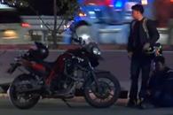 Motociclista se impacta con muro y pierde la vida