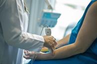 Mujeres son mayor&iacute;a en Medicina, pero ocupan 30% de cargos directivo
