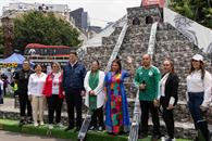 Brugada inaugura la Glorieta Mundialista en Insurgentes