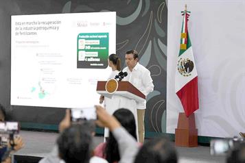 Invertir&aacute; Pemex 93 mil mdp para reactivar petroqu&iacute;mica