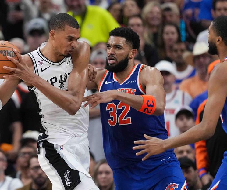 Knicks toman ventaja