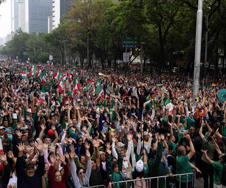 CDMX rompe R&eacute;cord Guinness con la Ola M&aacute;s Grande del Mundo