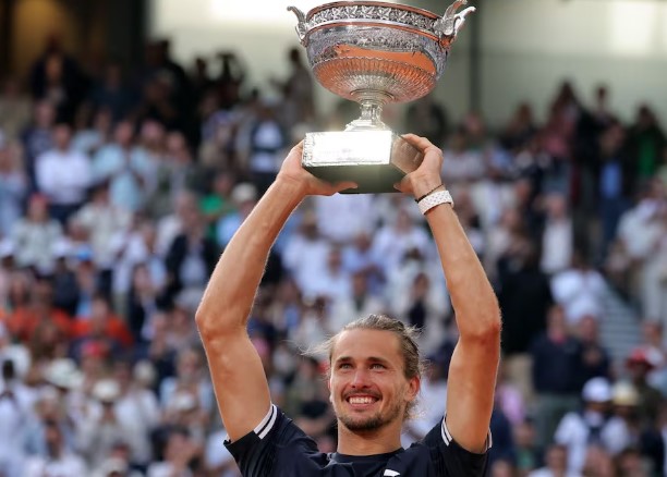 Se corona Zverev campe&oacute;n de Roland Garros