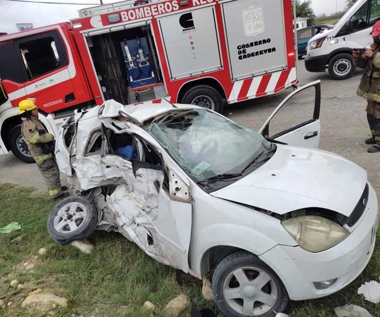 Muere madre e hijo en choque en Cadereyta