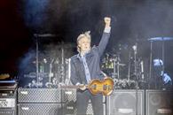Revive Paul McCartney con The Boys of Dungeon Lane Revive Paul McCartney con The Boys of Dungeon Lane