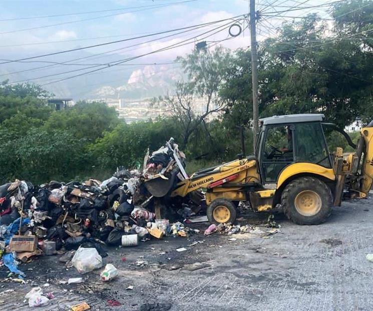Realizan limpieza de basurero clandestino en SC