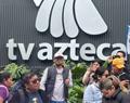 Integrantes de la CNTE se manifiestan afuera de televisoras en CDMX