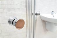 ¿Cada cuánto se debe lavar el baño?