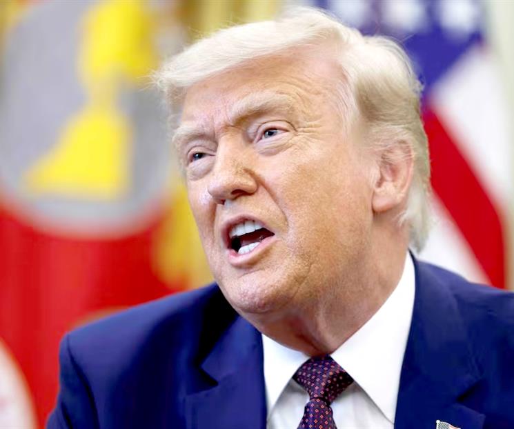 Explota Trump en entrevista