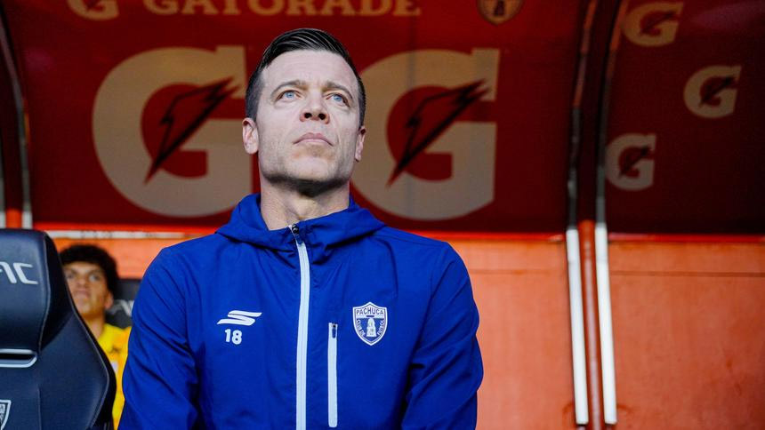 Pachuca anuncia salida de Solari