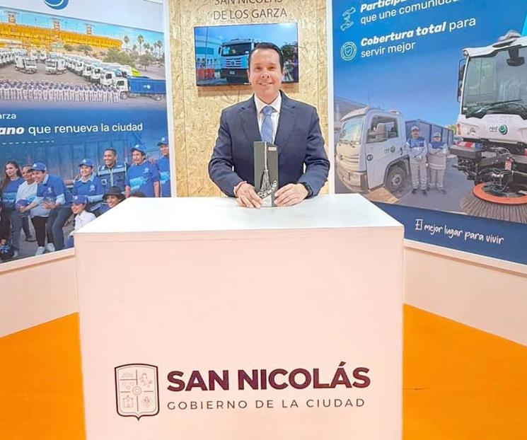 Recibe San Nicolás el galardón ´Escoba de Plata´ Recibe San Nicolás el galardón ´Escoba de Plata´
