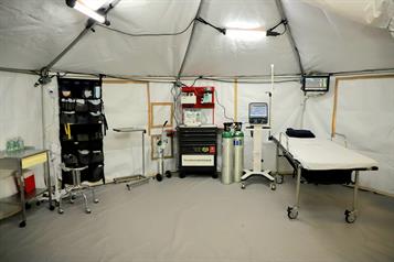 Instalan Hospital M&oacute;vil al interior del Fundidora