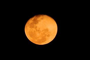 Luna de Fresa: cu&aacute;ndo y a qu&eacute; hora ver el fen&oacute;meno astron&oacute;mico