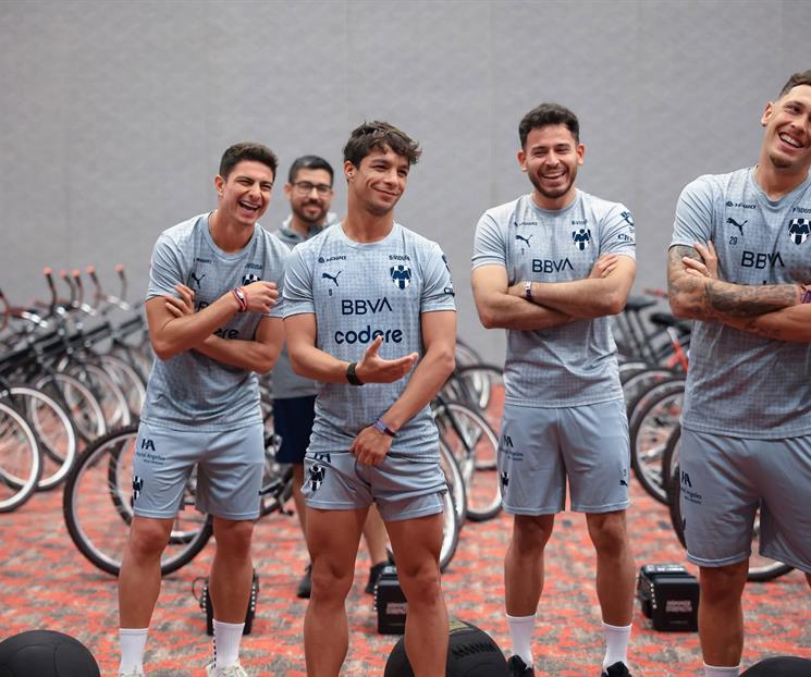 Viajan Rayados a pretemporada con Aldo Patricio
