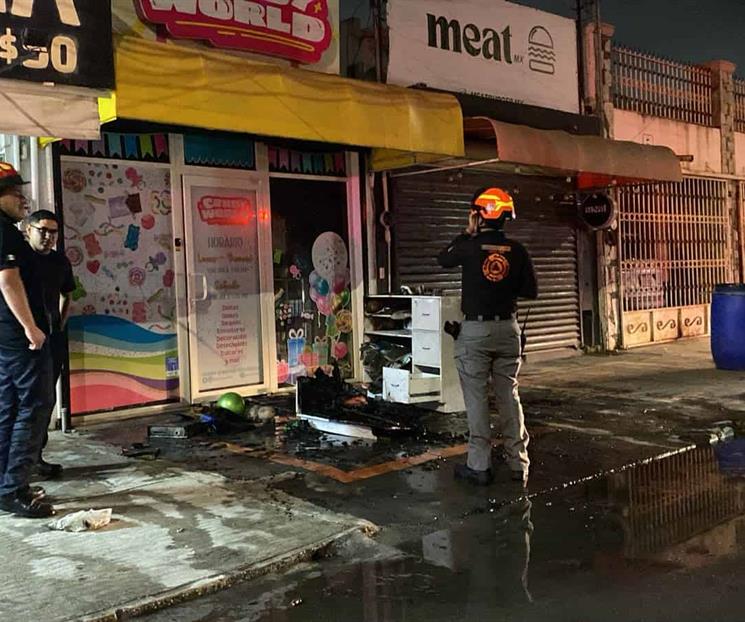 Se incendia papeler&iacute;a en Linda Vista