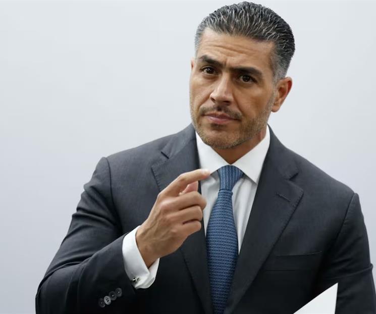 Harfuch reconoce a polic&iacute;a por seguridad durante inauguraci&oacute;n