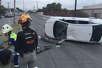 Deja volcadura un herido en SN