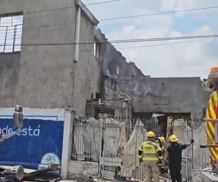 Moviliza incendio en domicilio abandonado Moviliza incendio en domicilio abandonado
