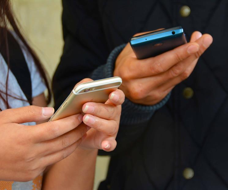 Proh&iacute;be Reino Unido acceso a internet para menores de 16 a&ntilde;os